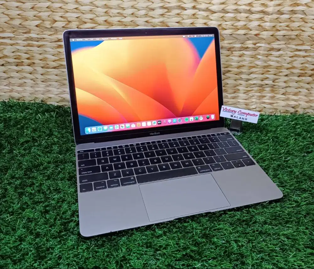 Apple Macbook Air Retina 12 Like New 8/256 super ringan