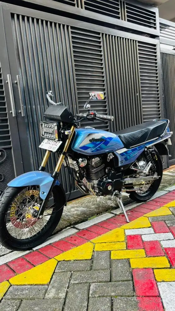 Honda GL Max Tahun 2002
