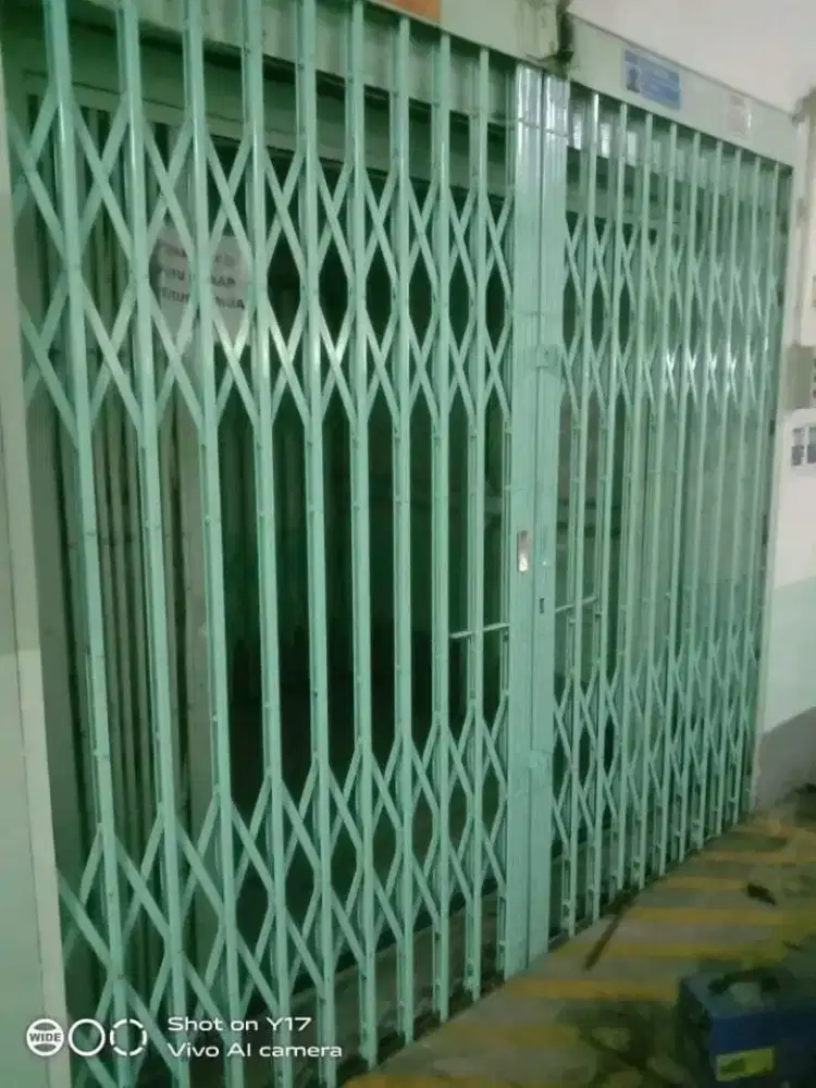 Pintu toko,rolling door,folding gate dll.