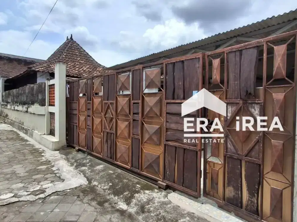 DIJUAL TANAH DAN BANGUNAN DI CONDONG CATUR SLEMAN JOGJA DEKAT KAMPUS UPN