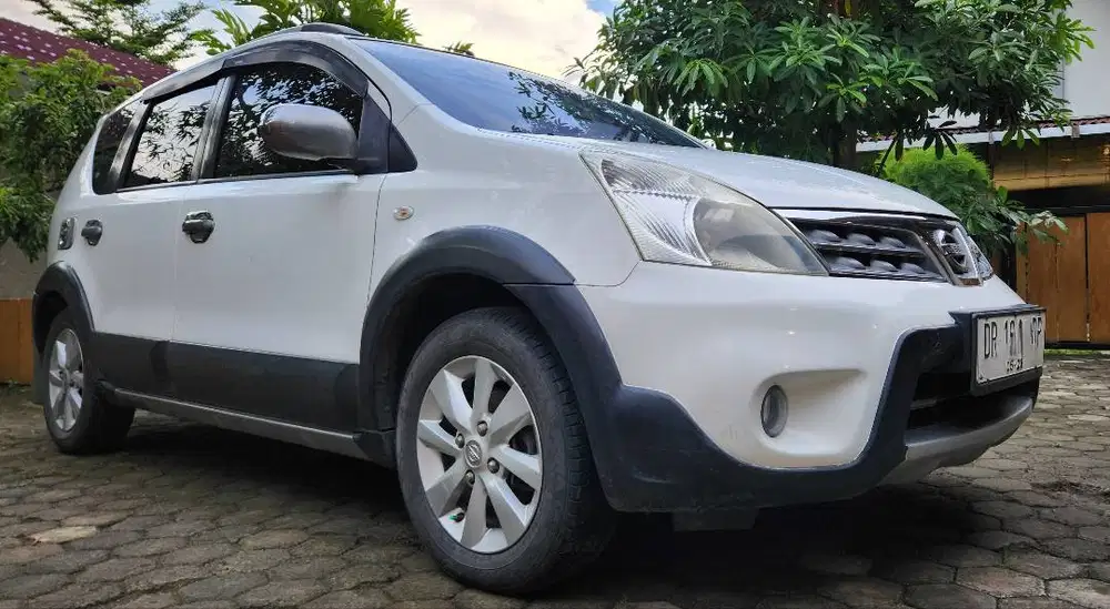 Dijual Nissan Livina X-Gear 2012 (pemakai 2013) 1.5 Manual