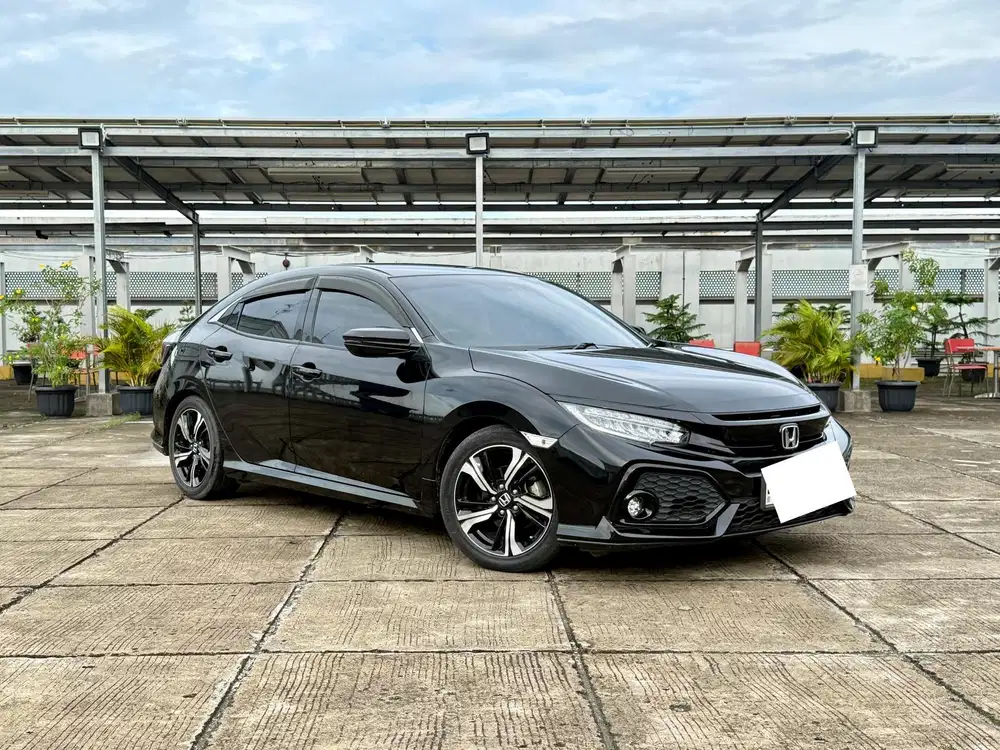 Honda Civic Hatchback AT 2019 Bensin
