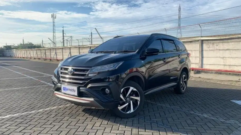 DP MURAH Toyota Rush 1.5 S Bensin-AT 2021 Silver CAIYD