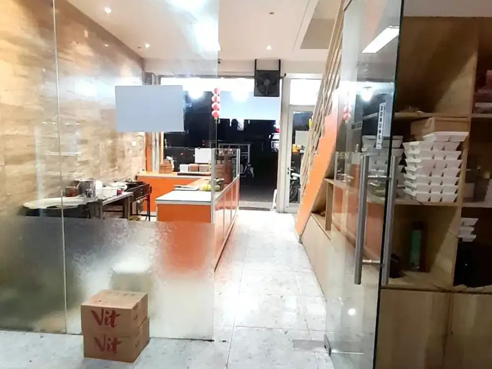 JUAL RUKO MURAH EX RESTO SANGAT STRATEGIS DI GADING SERPONG TANGERANG