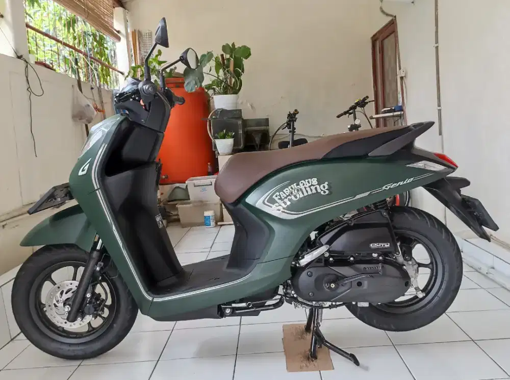 Honda genio CBS ISS tahun 2025 km 2000 plat Bekasi kabupaten
