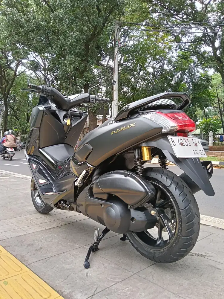 DIJUAL CASH YAMAHA N MAX OLD THN 2018 PAJAK IDUP SIAP PAKAI