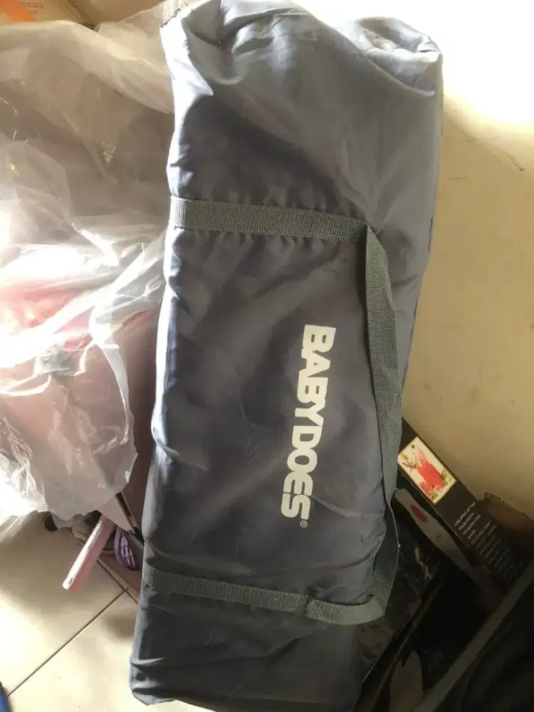 Tempat atau ranjang bayi Babydoes