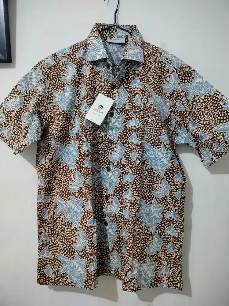 Kemeja batik pria
