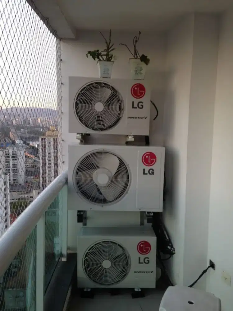 Tukang AC keliling bongkar pasang AC jual beli AC bekas servis kulkas