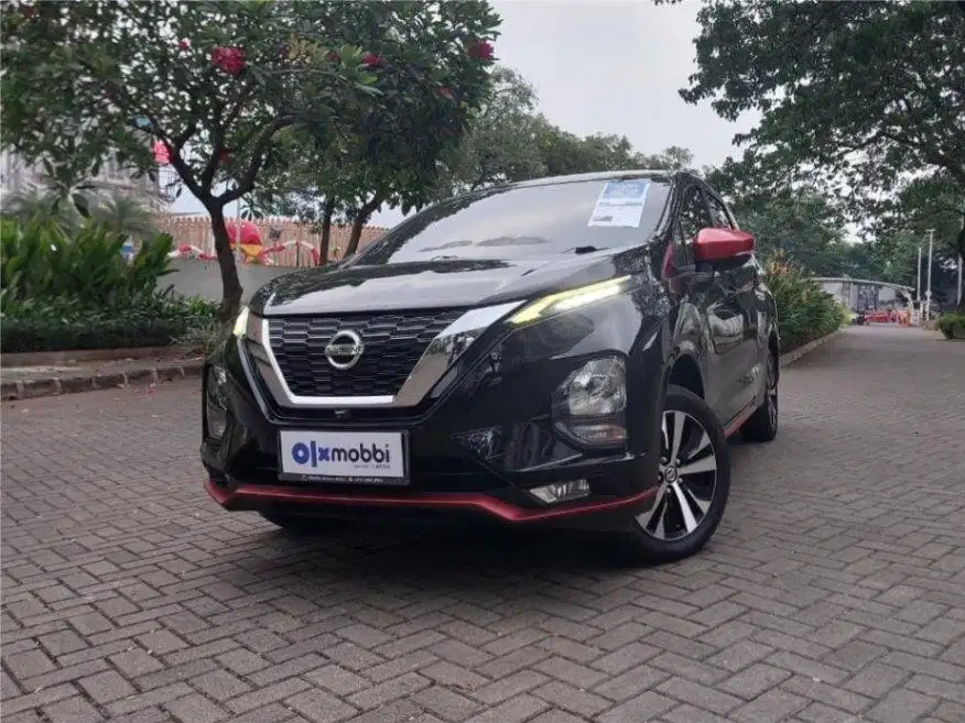 DP MURAH Nissan Livina 1.5 VE Bensin-AT 2019 Hitam C5AWF