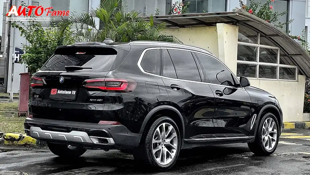 BMW X5 xDrive xLine 4.0i G05 NIK 2023 Black On Black Tgn 1 Dr Br