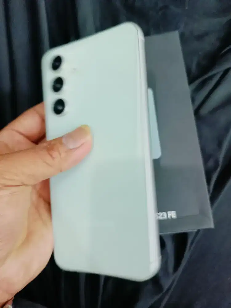 Samsung s23 fe 5g 8/256 ori mulus fullset