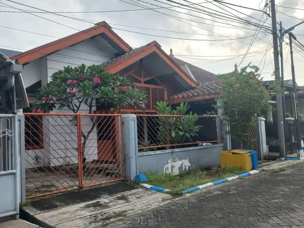 RUMAH LAMA RUNGKUT MAPAN TENGAH SURABAYA TIMUR. DEKAT MERR, UPN, BANDARA JUANDA, TOL