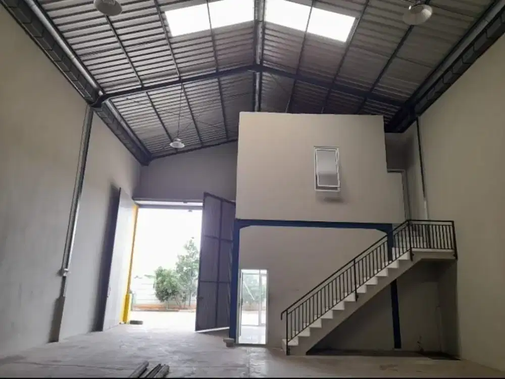 Disewakan Gudang Office 2 Lantai Lokasi Pasar Kemis Tangerang Banten