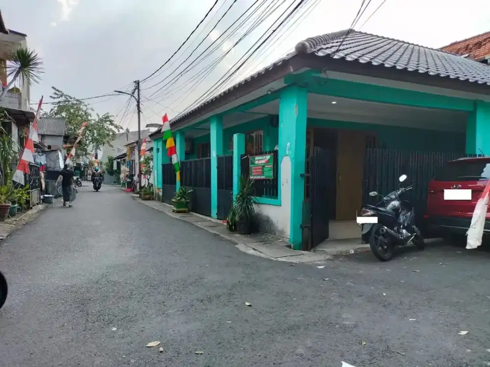 Rumah LT 184 SHM 7 Menit ke Kebayoran Park Mall Siap KPR  J-42274