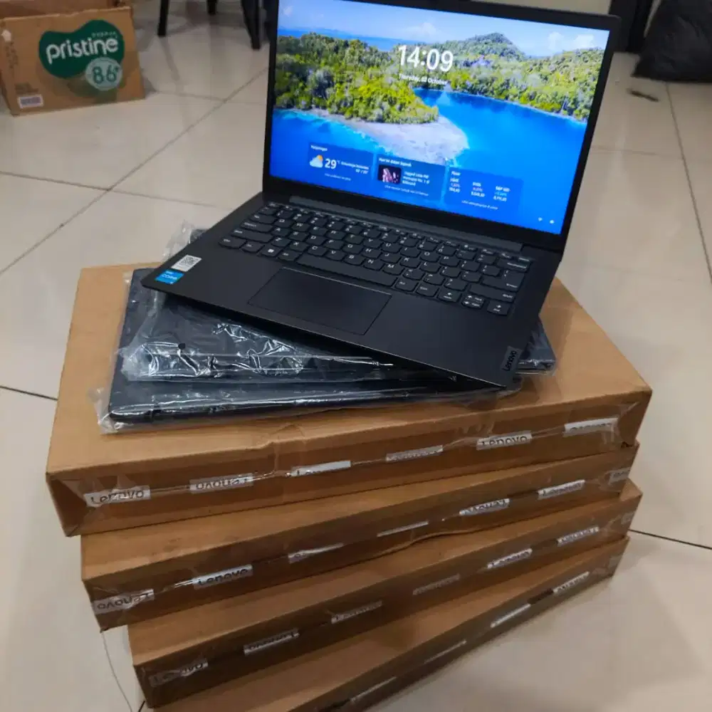 Jual Laptop V14 , mulus