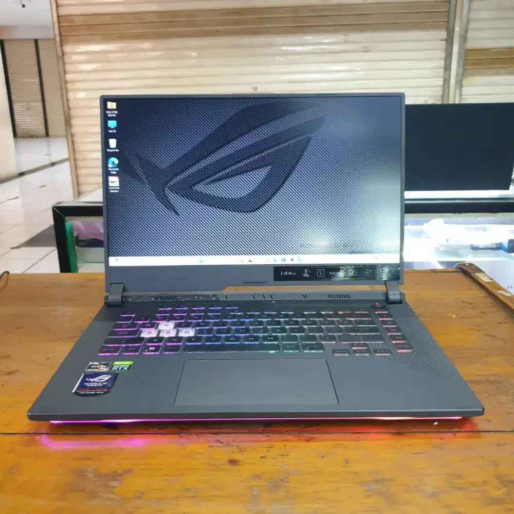 Asus ROG Strix G513RC Ryzen 7-6800H RTX 3050 Ram 16GB SSD 512GB 15 FHD