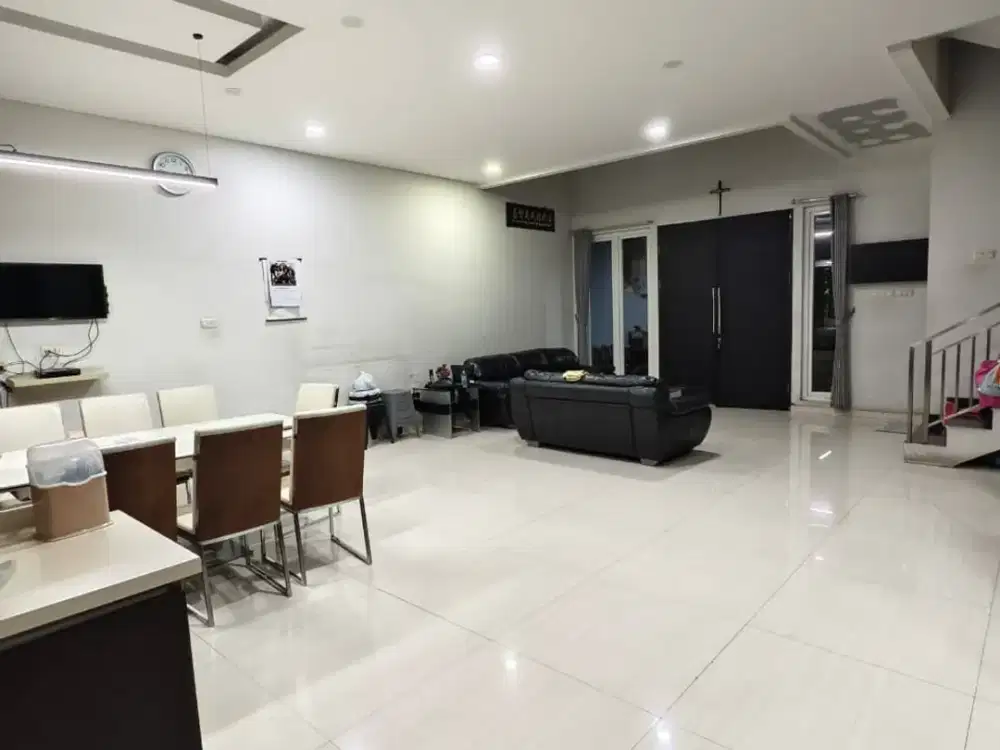 Rumah Siap Huni di Taman Kopo Indah TKI 2 Bandung