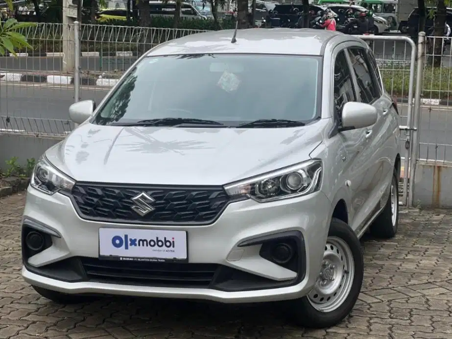 Kondisi Terawat Suzuki Ertiga 1.5 GA Bensin-MT 2023 KIT
