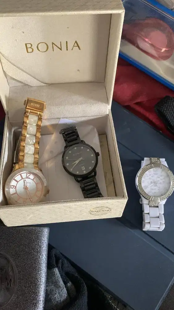 Jam tangan bonia guess like new second