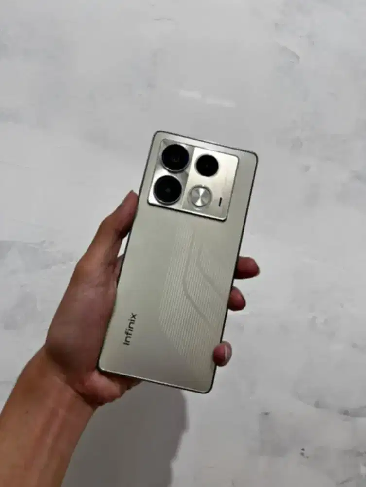 infinix note 40 bmw