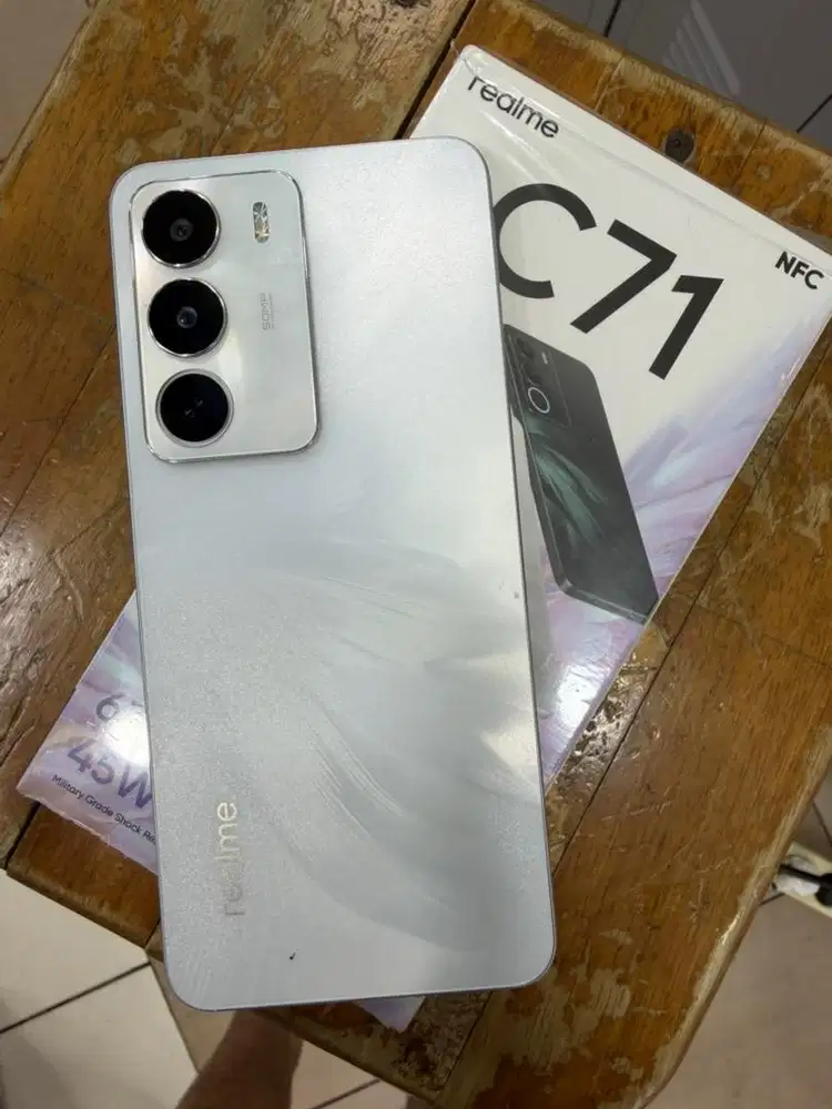Dijual cepat realme c71 6/12gb internal 128gb