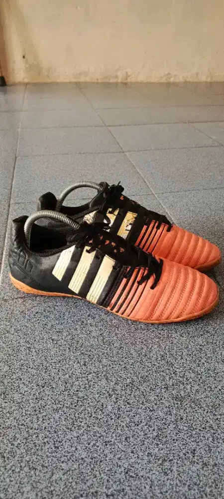 Futsal Adidas bekas layak