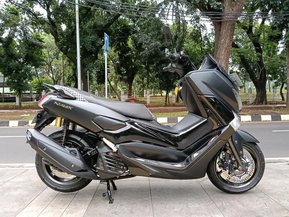 DIJUAL CASH YAMAHA N MAX OLD THN 2018 PAJAK IDUP SIAP PAKAI