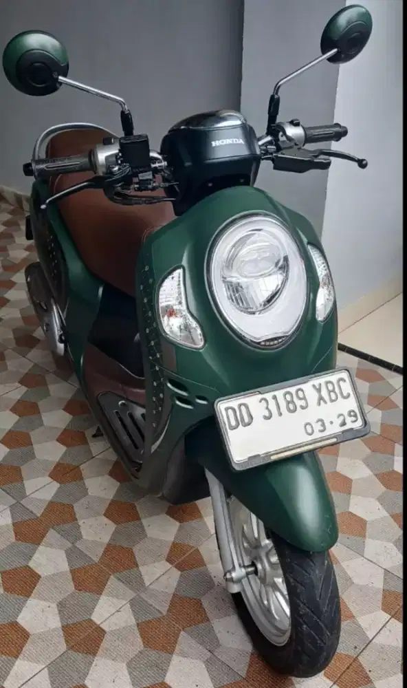 Honda scoopy stylish