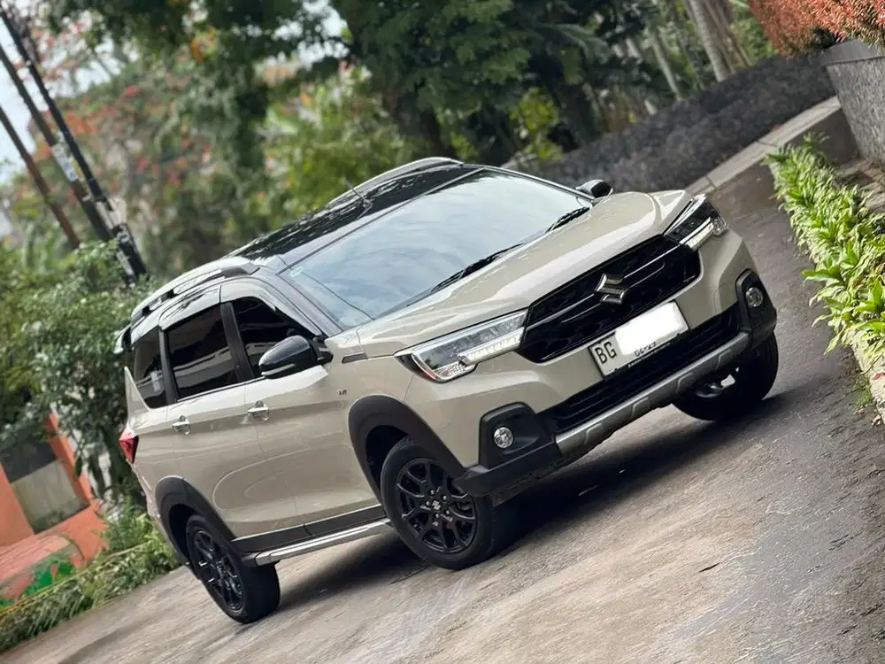 (KM 10 RB) Suzuki XL7 ALPHA HYBRID 1.5 Matic 2024/2025 BG Kota Tgn 1