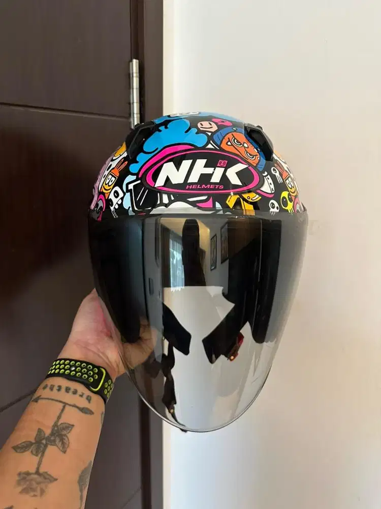 Helm NHK N1 Max Doodle