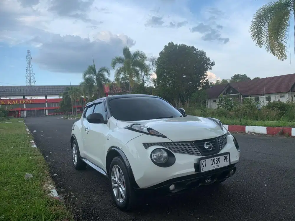 Nissan Juke RX 2013 keyles Red interior edition