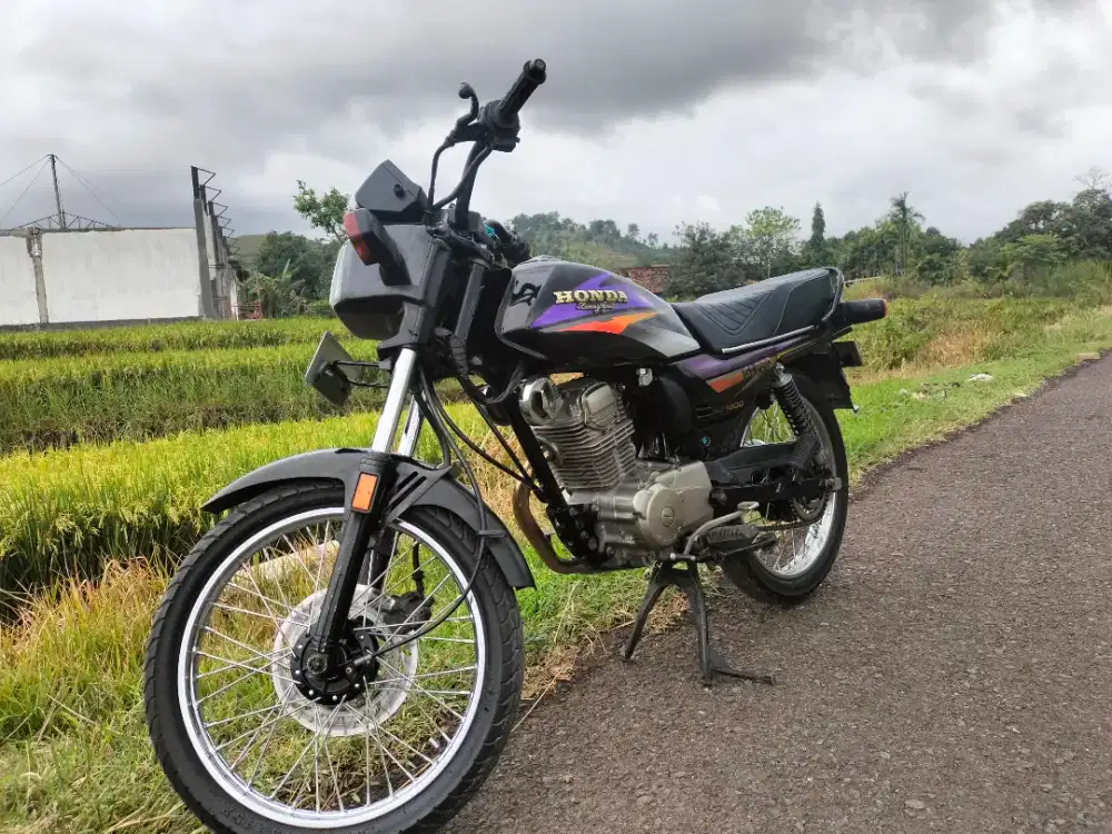 Dijual santai Gl pro neotex 1997 tangan pertama.