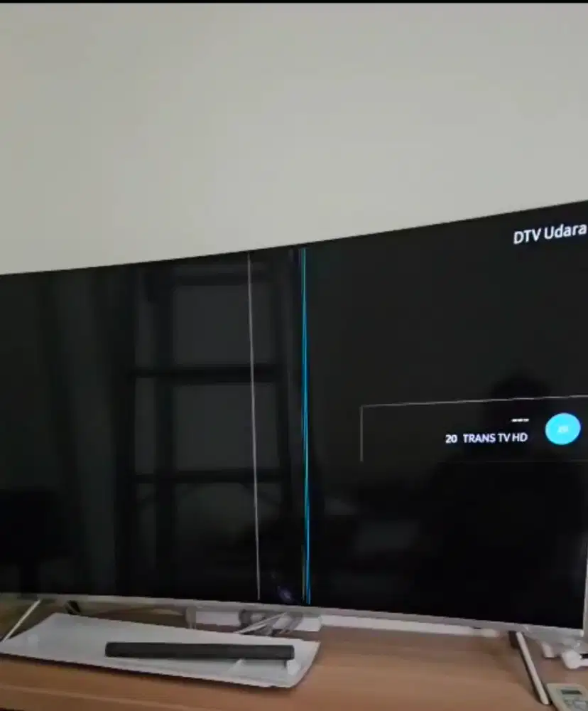 Samsung Curved LED TV 49 Inch Rusak (layar pecah)