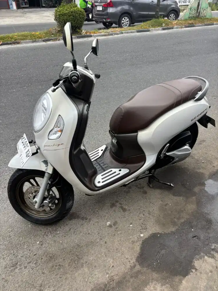 Di jual honda scoopy 2023 surat lengkap
