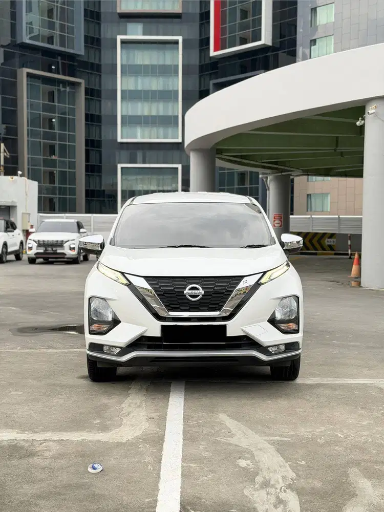 KM LOW , TDP MULAI 30-40 JUTA BERGARANSI NISSAN LIVINA VL 1.5 AT 2021