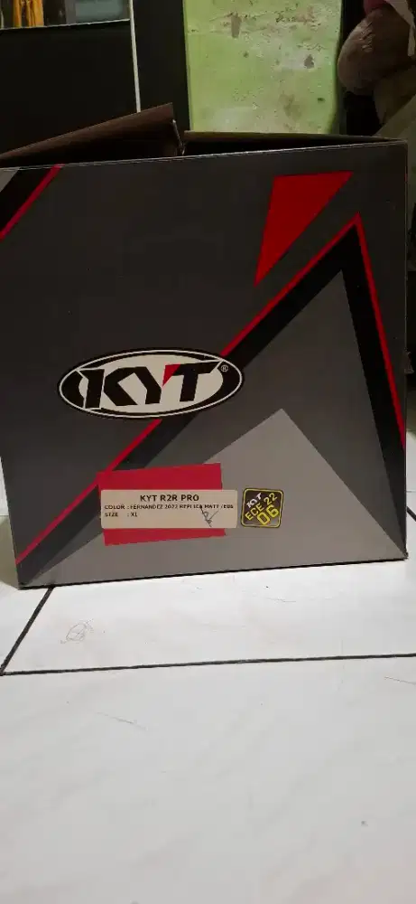 DIJUAL HELM KYT R2R Pro Fernandez 2022 Replica Matte