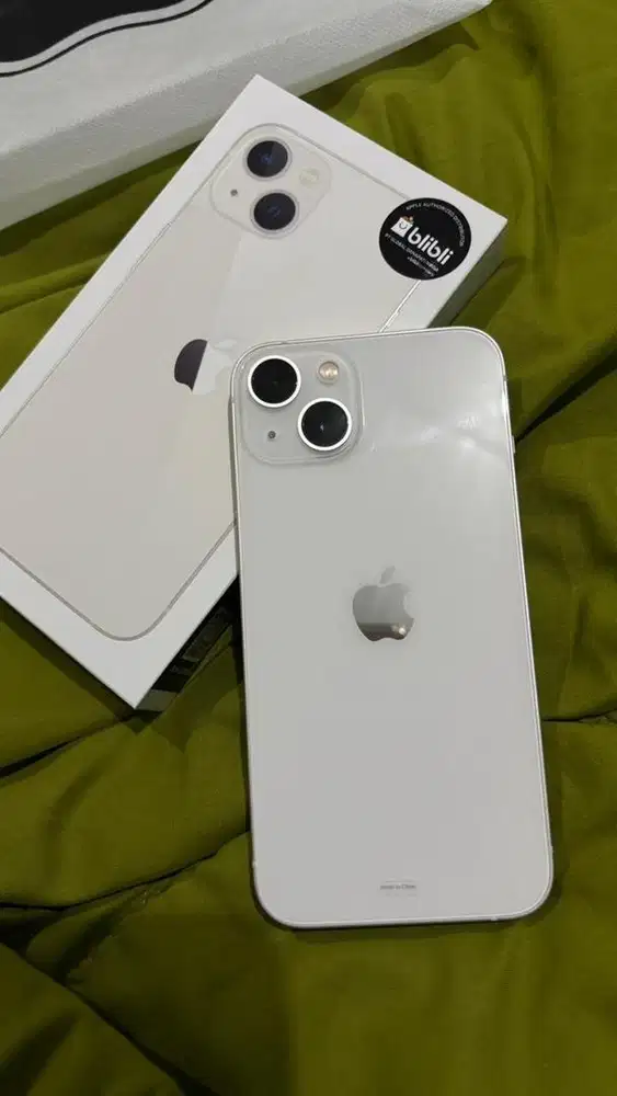 [Bekas]Iphone 13 128Gb Starlight (garansi aktif)