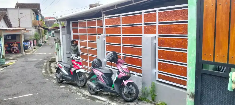 Jual rumah lokasi sekip Utara Unisri lt 130m hrg 500jt nego