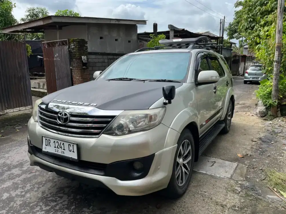 Fortuner trd 2.7 G bensin matic 2012