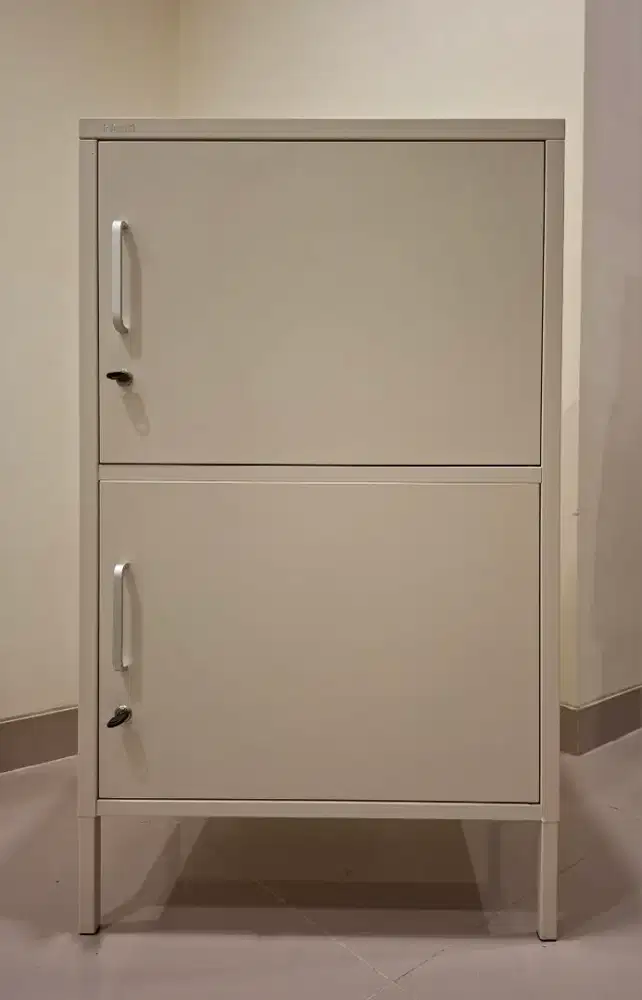 Lemari Besi Informa 2 Pintu 2 (dengan kunci)