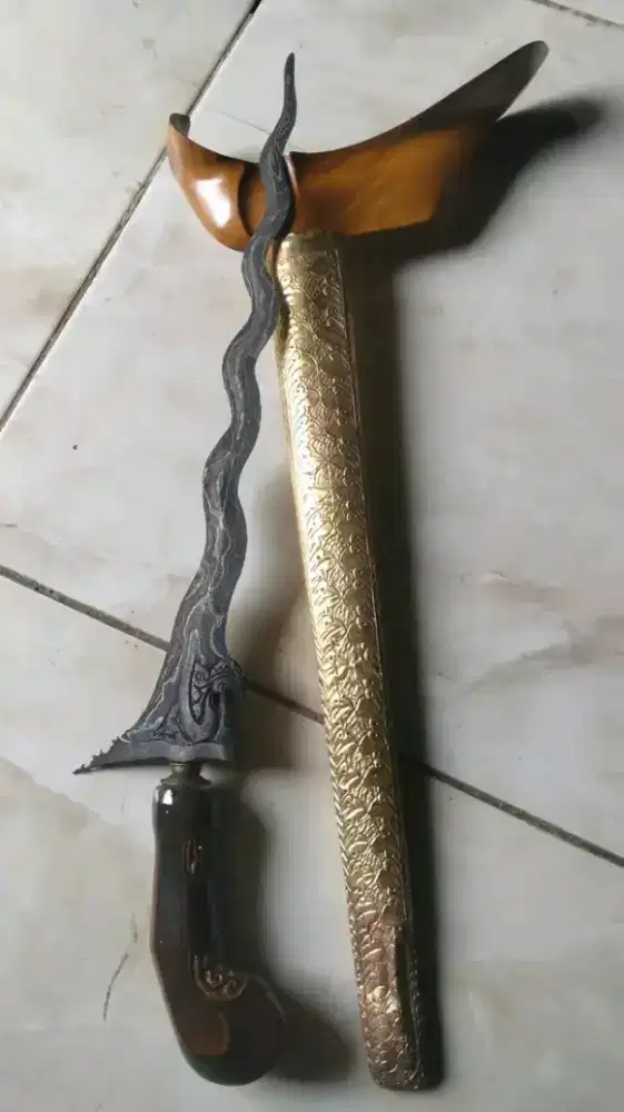 Keris naga liman Luk 11