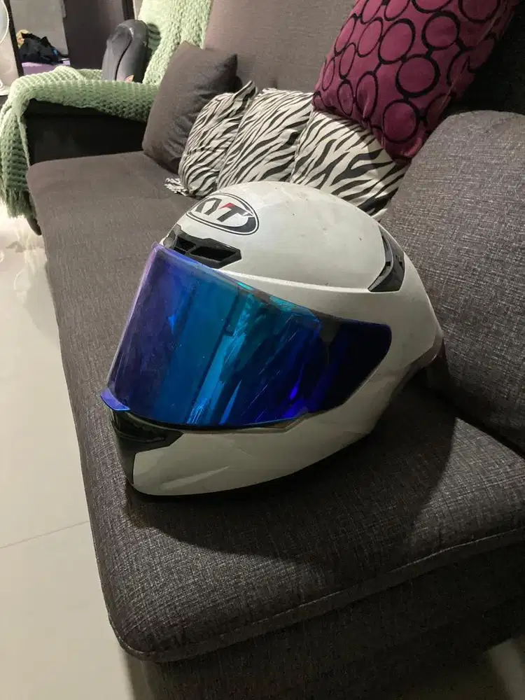 KYT TTC WHITE GLOSSY