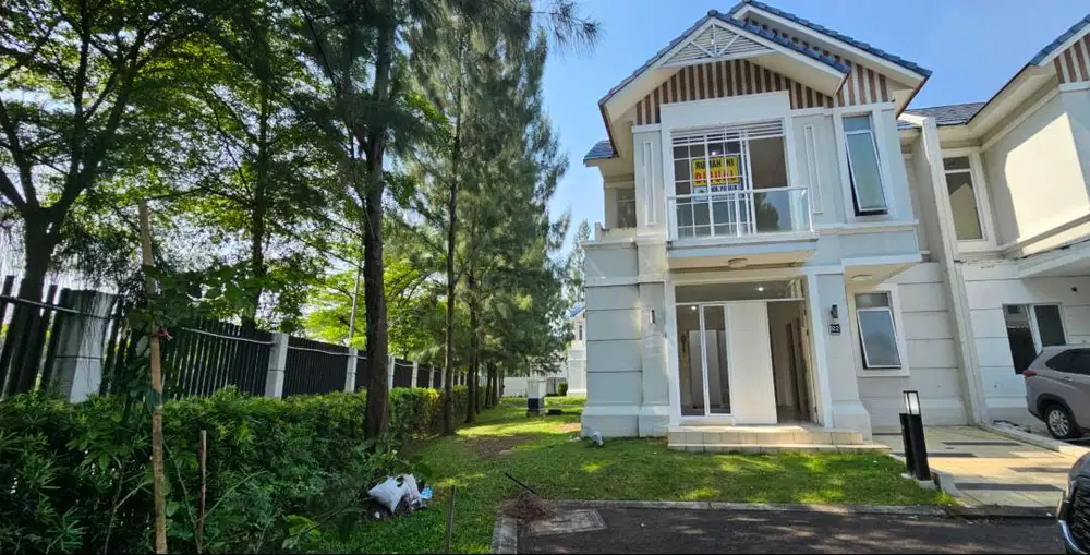 Dijual Rumah Hook Cantik View Danau dan Taman Termurah Lavon Swan City