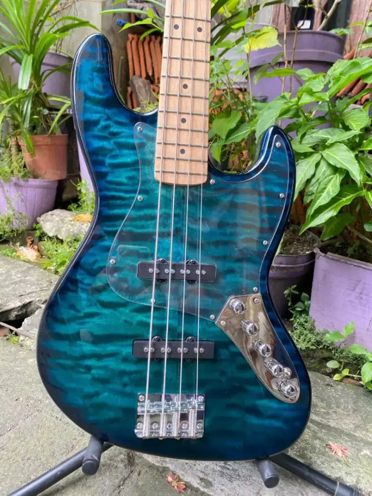 Bass jazzbass style keren