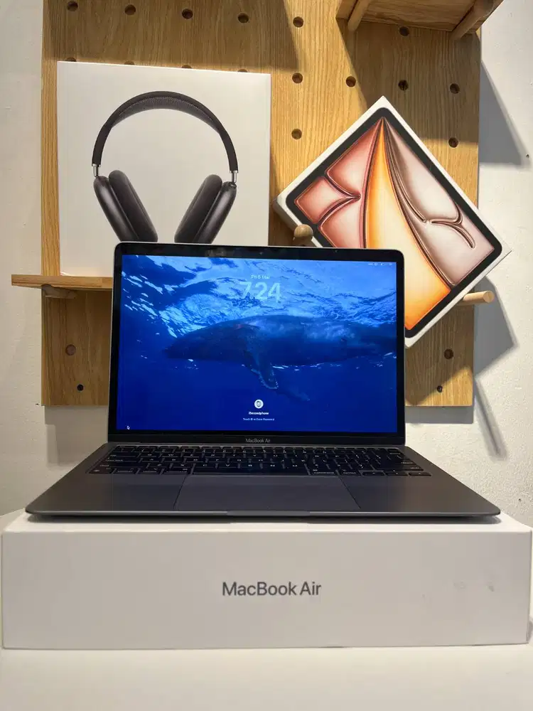 MacBook Air M1 8/256GB Resmi (Mulus No Dent + Banyak Bonus)