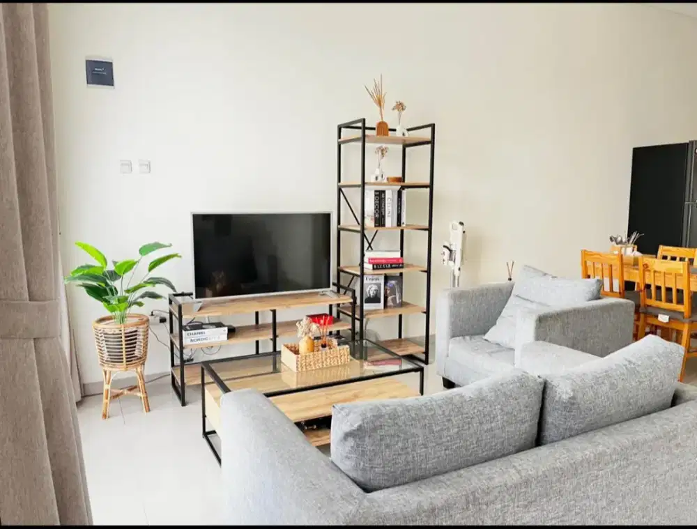 Jual Rugi ! Rumah Cantik Dua Lantai Minimalis Di Grand Sharon