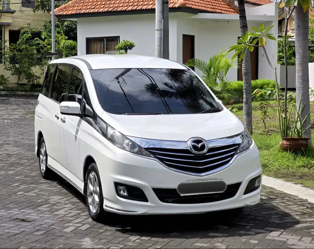 MAZDA BIANTE SKYACTIV AUTOMATIC 2015 PUTIH