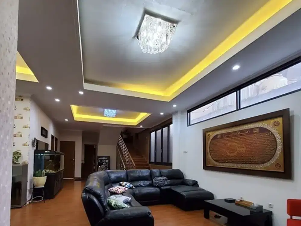 Rumah Mewah Siap Huni di Sayap Setrasari Bandung