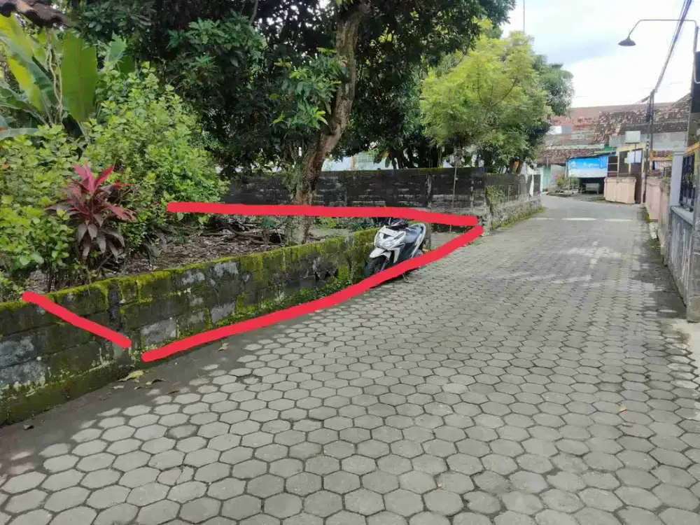Di Jual Tanah area premium di seturan barat kampus UPN